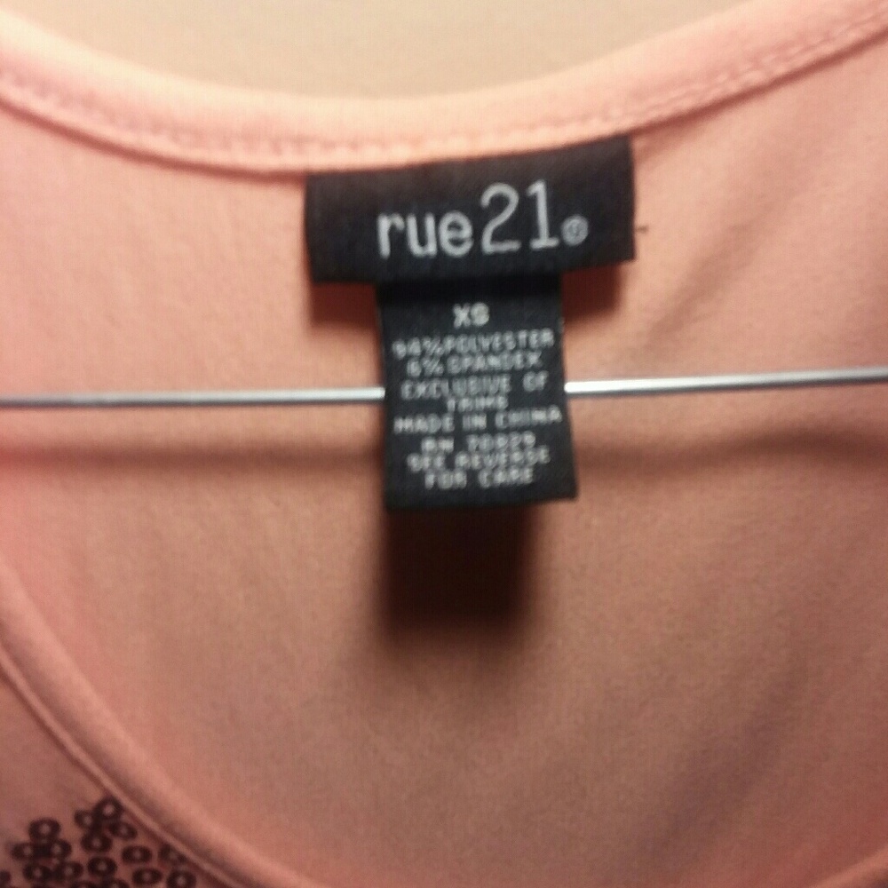 Tank top-Rue 21 - Picture 2 of 2